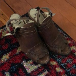 Freebird by Steven sandals